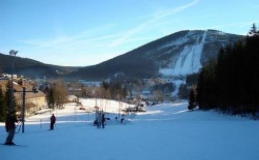 Aktuelle Informationen zum Betrieb der Seilbahnen und Skiliftanlagen im Skigebiet Harrachov