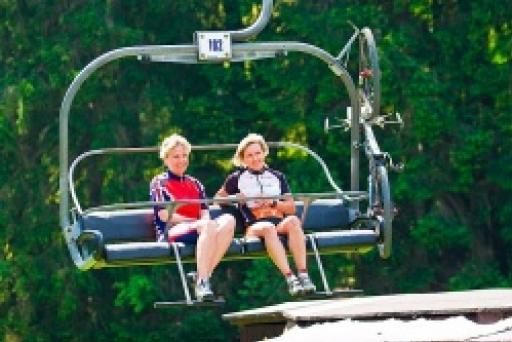 Sezon letni na kolei linowej w Harrachovie