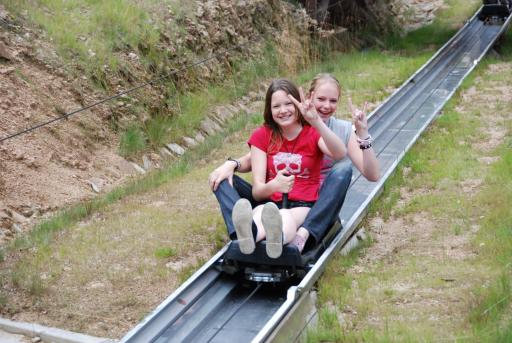 Rodelbahn und Monkey Park – gesundes Adrenalin in Harrachov